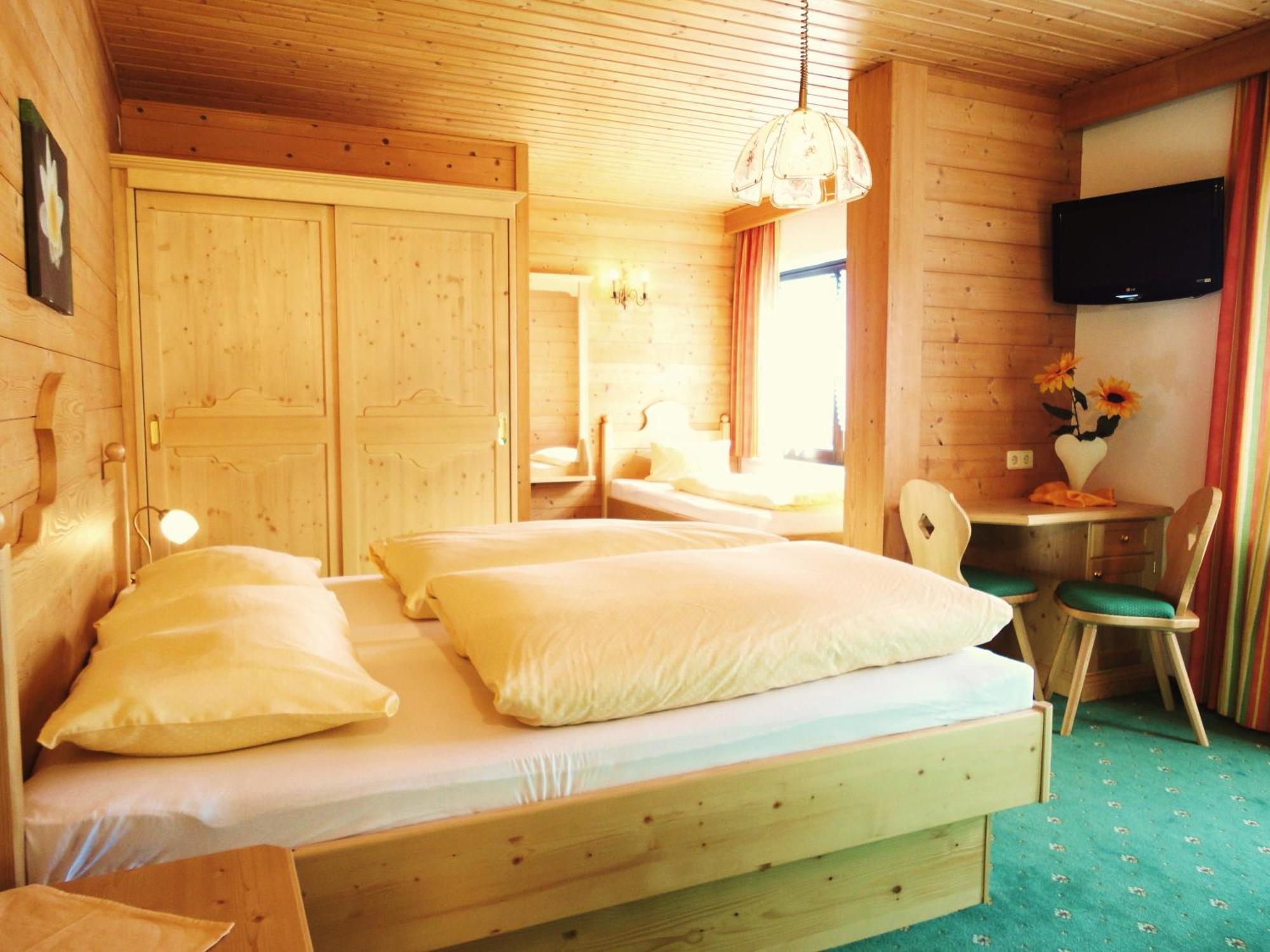 Alpenhof Schwaiger - Hotel Garni Mühlbach am Hochkönig Eksteriør bilde